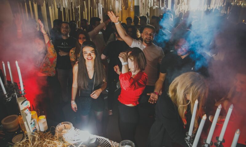 Unde poți ieși în București în weekend. Ce concerte și petreceri sunt pe 3 și 4 octombrie
