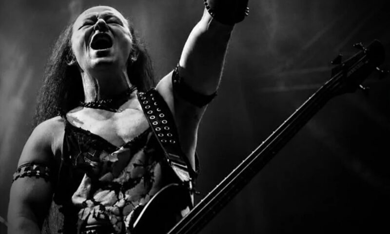 Cronos s-a stins la 63 de ani. Povestea Venom, trupa care a sfidat regulile și a schimbat heavy metalul