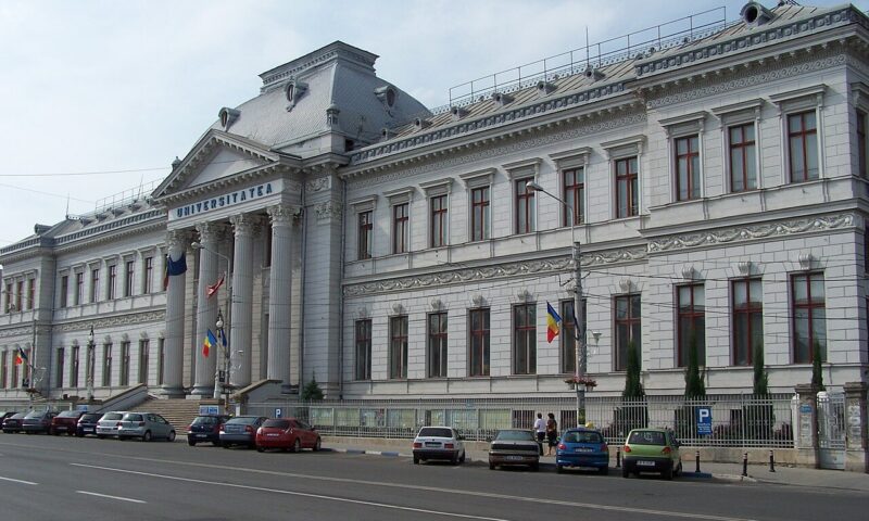 Universitatea din Craiova începe al 80-lea an universitar din istoria sa