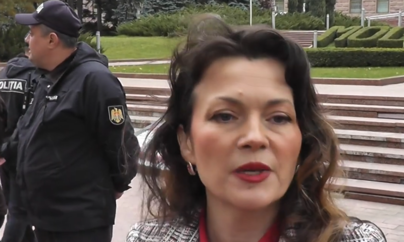 Grevă în justiţie şi protest solitar în faţa Parlamentului. Magistraţii, nemulţumiţi de salarii. Video