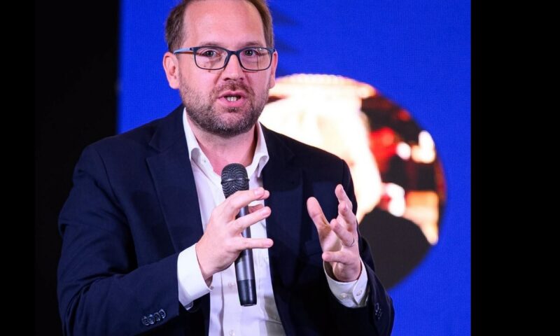 USR și-a ales noua conducere. Cine sunt cei șapte vicepreședinți care vor lucra alături de Dominic Fritz