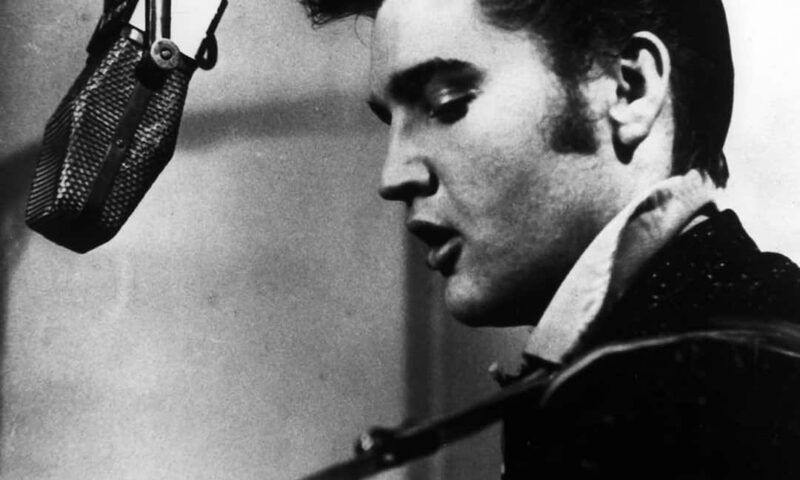 Elvis Presley văzut de ziariștii lui Gheorghiu-Dej: scoate sunete nearticulate și are convulsiuni în plină criză