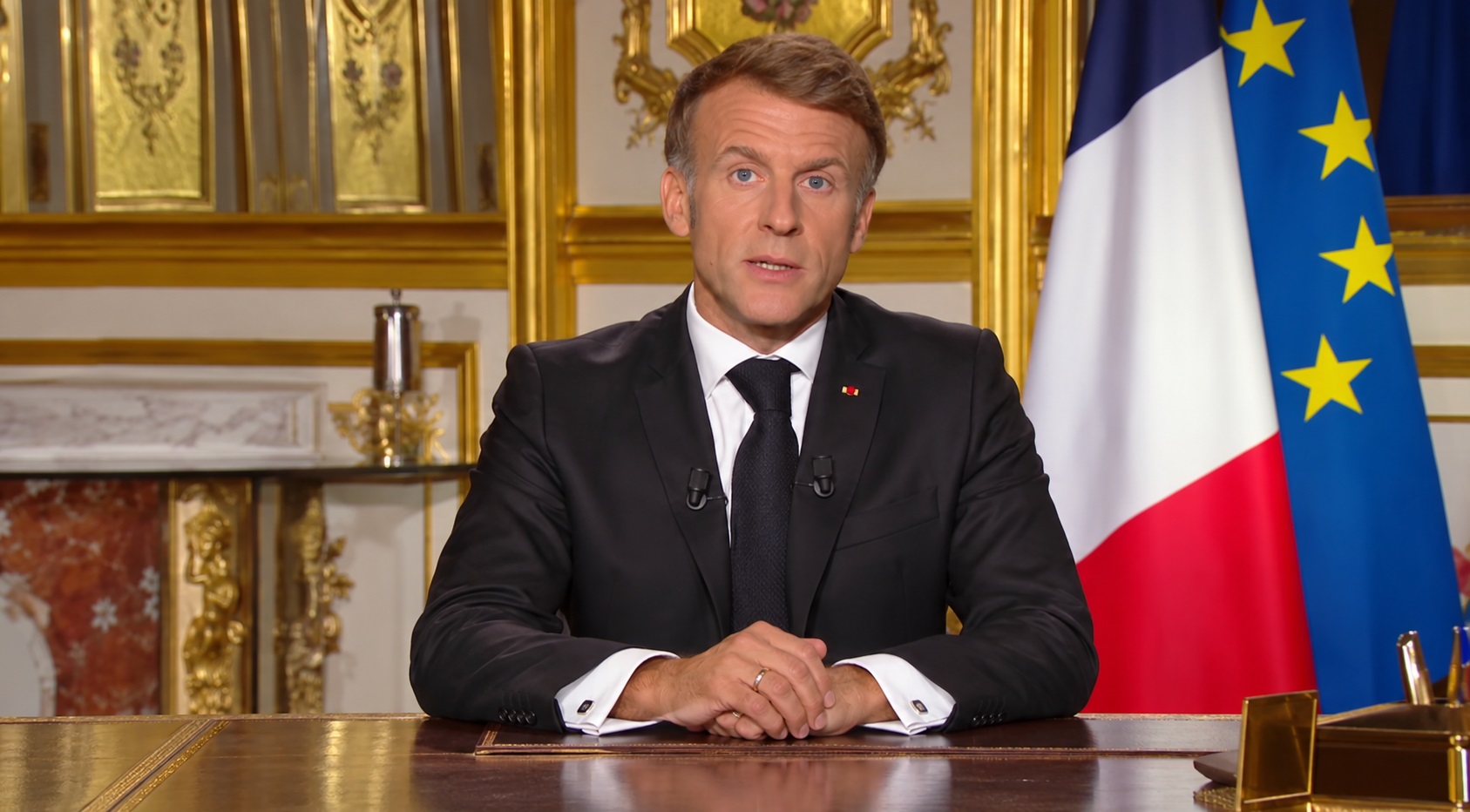 Macron refuză demisia ministrului de Interne. Franța, zguduită de violențe