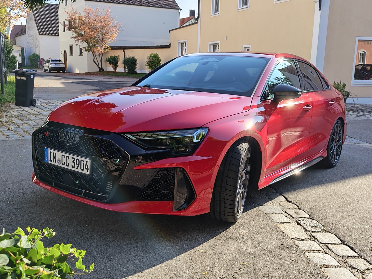 Audi A3: cum transformi un hatchback premium într-o mașină „bună la toate”