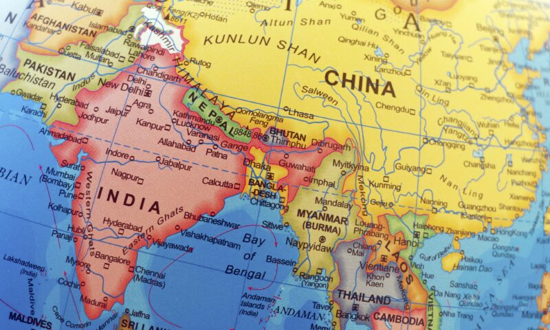 India, deficit comercial tot mai mare cu China