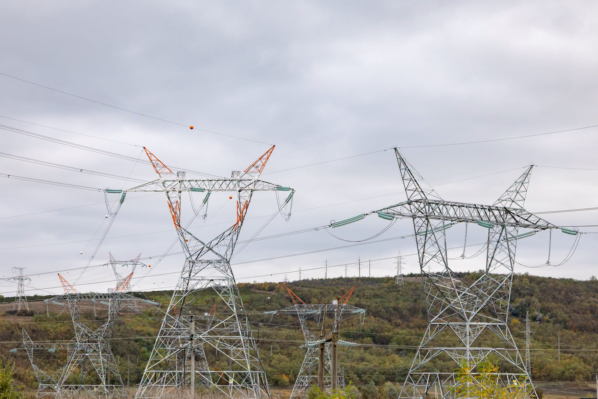 Linia Vulcănești–Chișinău, aproape de activare. Stația electrică din Capitală ar urma să fie energizată în octombrie