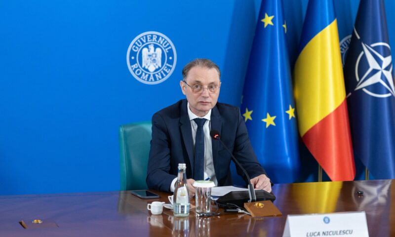 Bani deblocați pentru domeniile prioritare. Luca Niculescu pregătește o nouă rectificare bugetară