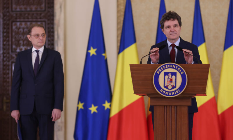 Nicușor Dan crede că Parlamentul va vota noul Guvern. Ce a spus despre întâlnirea cu Ilie Bolojan