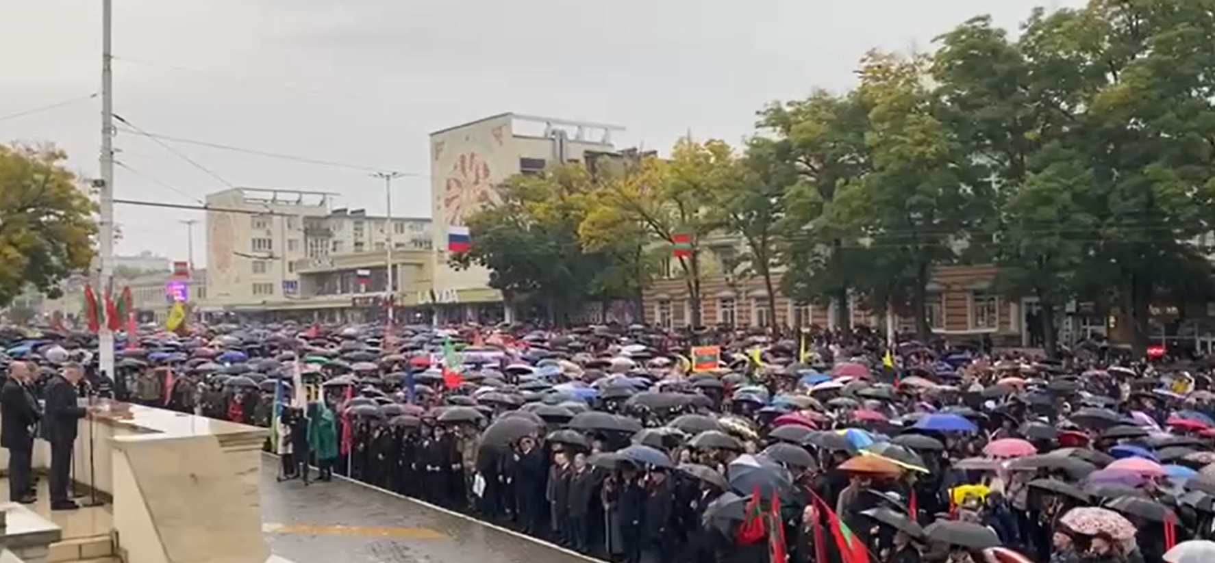 Miting împotriva Chișinăului în regiunea transnistreană. Pensionarii, profesorii și studenții ar fi fost constrânși să participe. Video