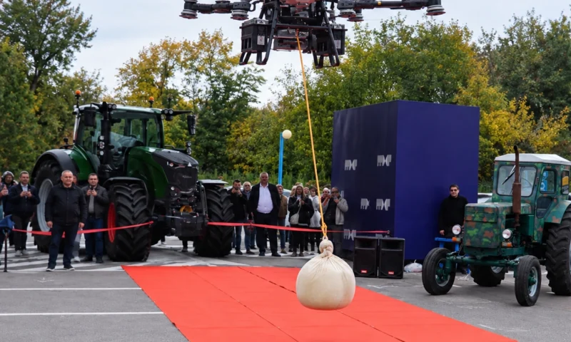 „Mare brânză” nu mai e doar o zicală. Moldovenii au făcut un caș de 30,7 kilograme și au stabilit un record național. Video