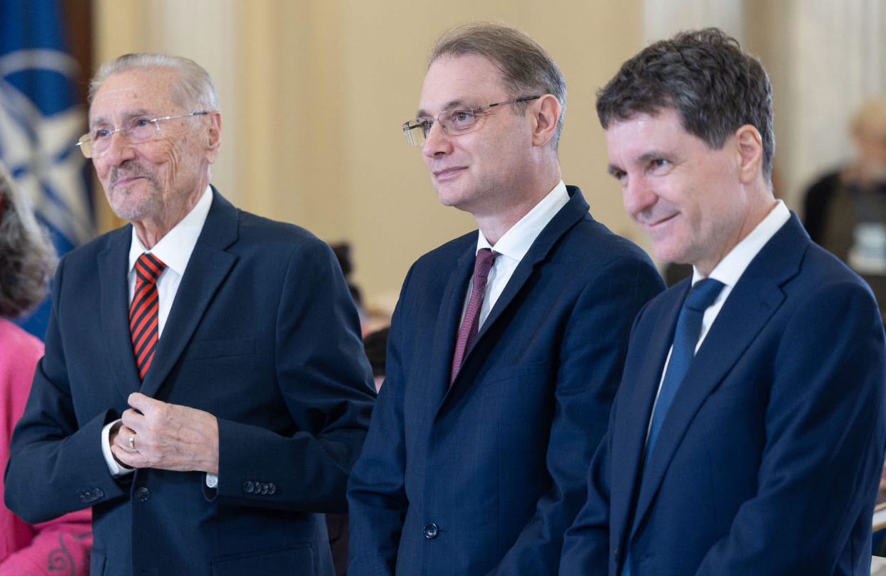 Nicusor Dan, Luca Niculescu si Emil Constantinescu
