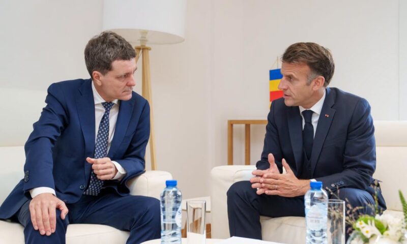 Nicușor Dan, întâlnire cu Emmanuel Macron. Cele două subiecte importante discutate de președinți