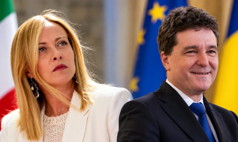 Nicușor Dan, alături de Giorgia Meloni, în negocierile pentru viitorul buget european. Ce solicită cele 17 state