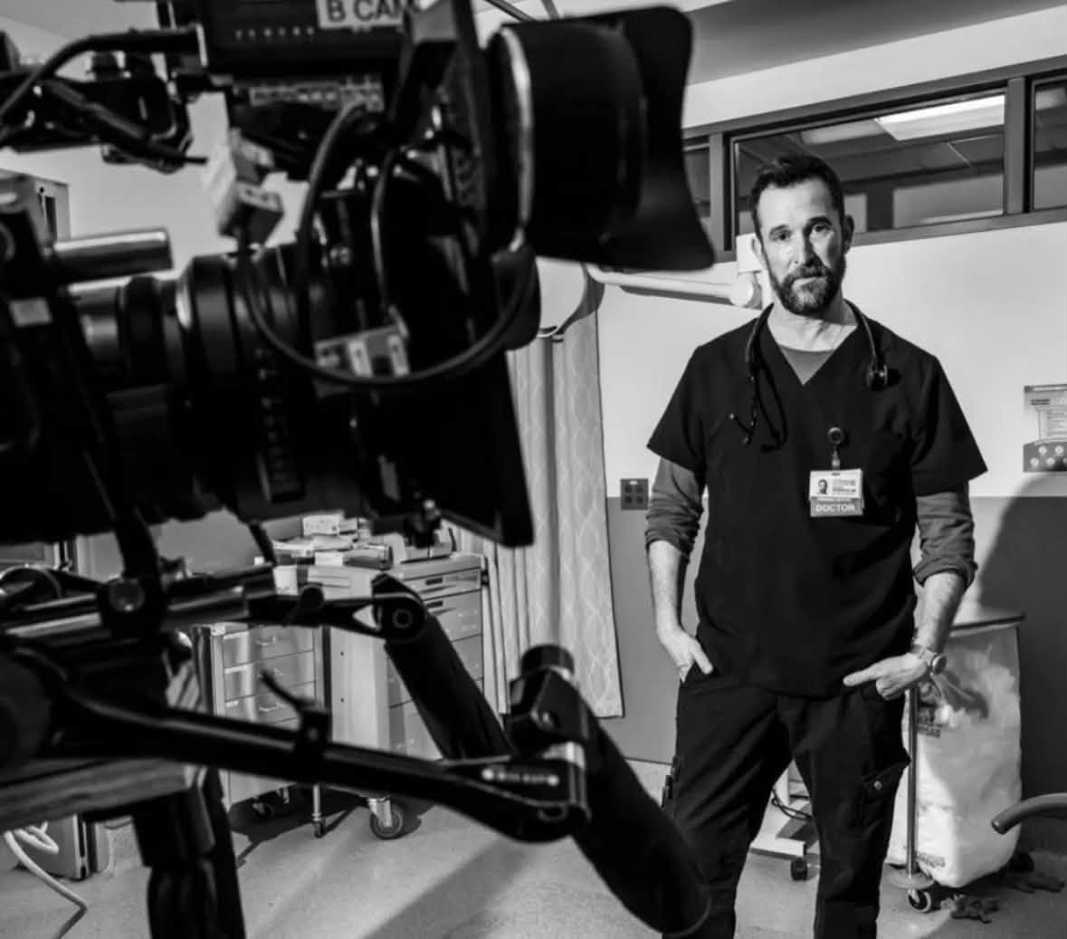 Noah Wyle, uluit că a fost desemnat cel mai sexy bărbat: „Nici într-un milion de ani nu m-aș fi gândit”
