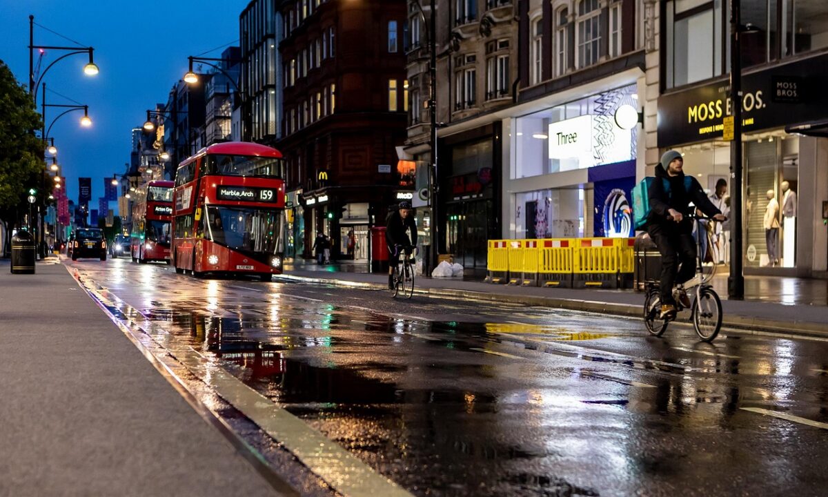 O stradă celebră din Londra a fost închisă definitiv traficului. Ce pregătesc autoritățile