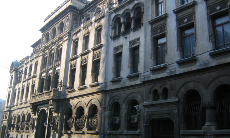 Fiara Cuvântului și Gură de Aur apără bănca Marmorosch Blank în fața unui șantaj prin presă