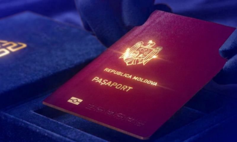 Republica Moldova emite un nou model de pașaport. Cât costă și ce se schimbă în document