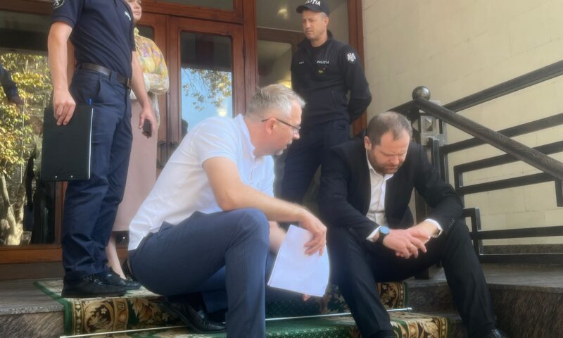 Insolvenţa în Republica Moldova. Activitatea unui administrator, suspectat de prejudicierea statului cu 18 milione de lei, suspendată