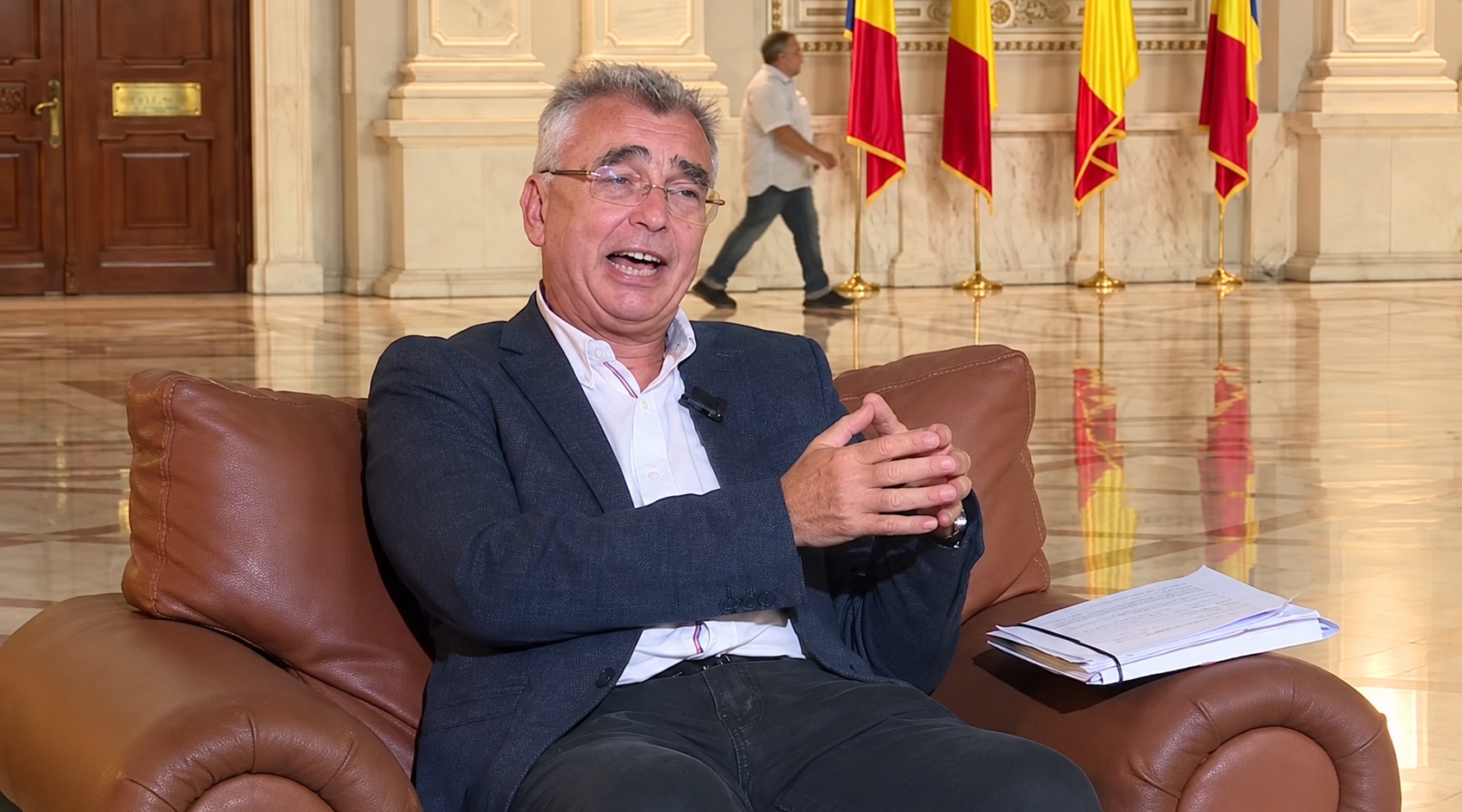 AUR boicotează votul pentru Guvernul Niculescu. Petrișor Peiu îl acuză pe Nicușor Dan