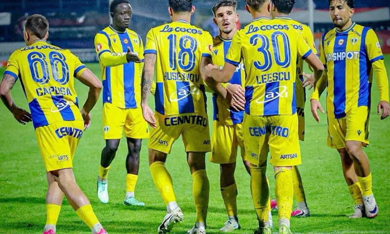 Cupa României: Petrolul s-a impus cu 6-0, în timp ce UTA și Rapid au remizat