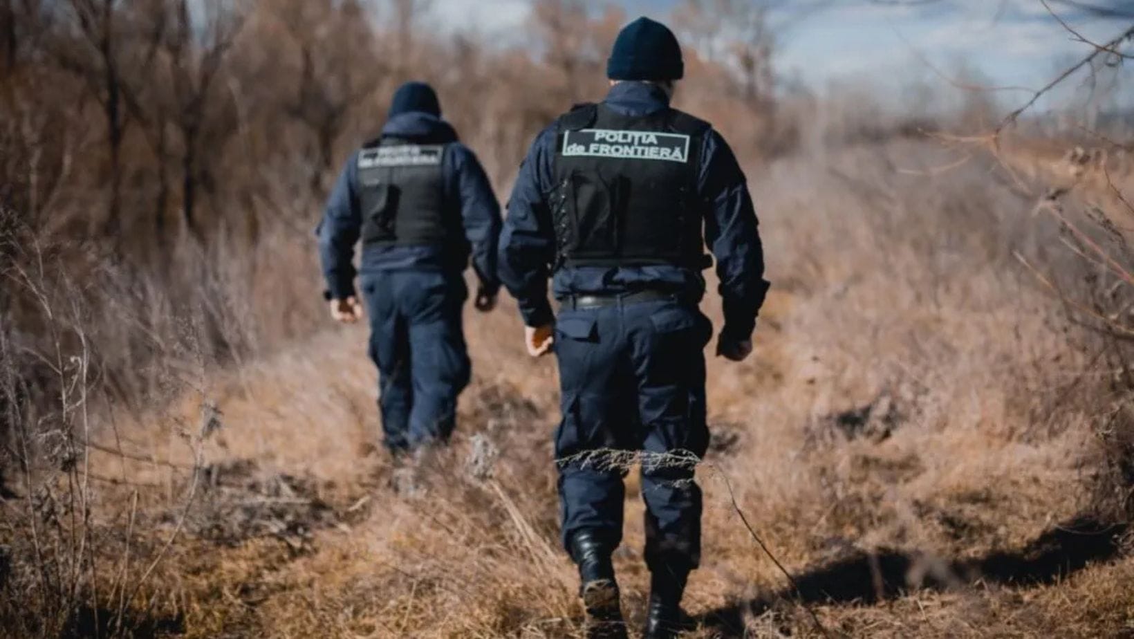 Alți doi grăniceri ucraineni, reținuți pe Nistru în timp ce încercau să prindă un bărbat. Un caz similar, acum două zile