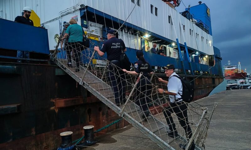 Marfă de două milioane de lei, descoperită în Portul Constanța. Ce au găsit polițiștii de frontieră într-un container din China