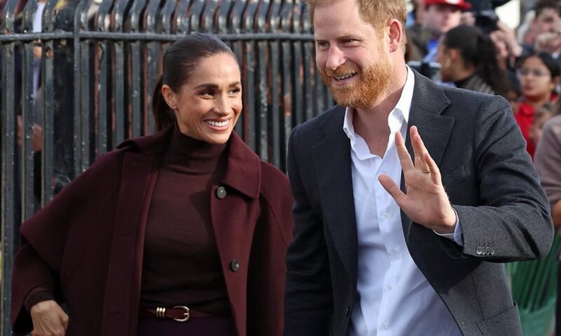 Prințul Harry și Meghan, prima apariție împreună după revenirea în Marea Britanie. Cum au fost primiți