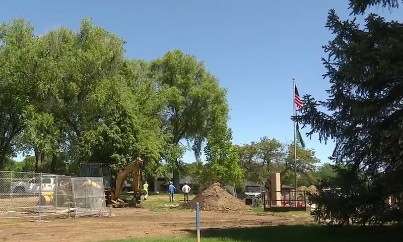 Sicrie misterioase lângă reședința guvernatorului din Dakota de Nord