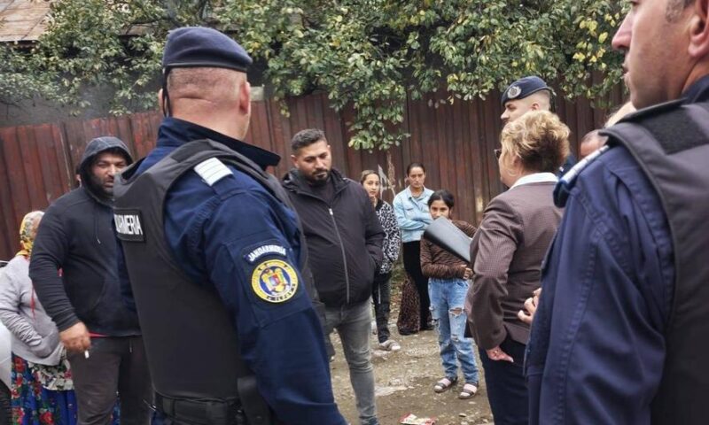 Razie de amploare lângă București. Garda de Mediu a confiscat sute de kilograme de deșeuri la Sintești și a dat amenzi usturătoare