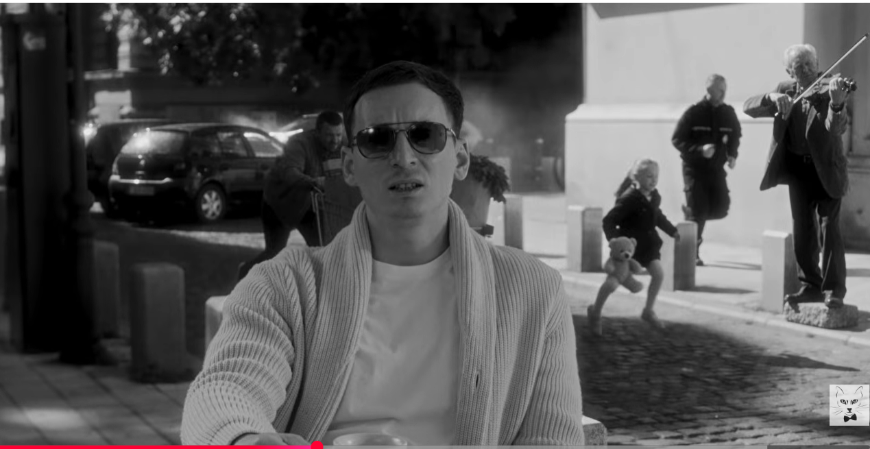 Surpriză pentru fanii The Motans. Denis Roabeș lansează o piesă diferită de tot ce a făcut până acum. Video