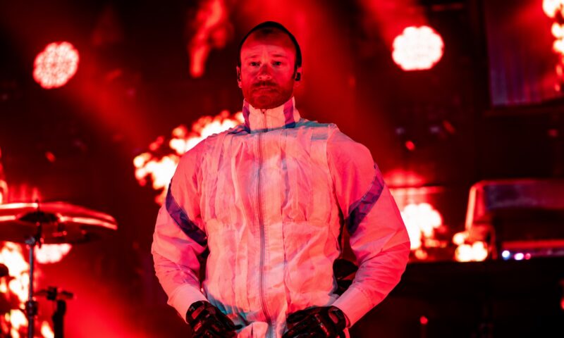 The Prodigy a ajuns la Castelul Bran. Mesajul despre Dracula a făcut deliciul fanilor