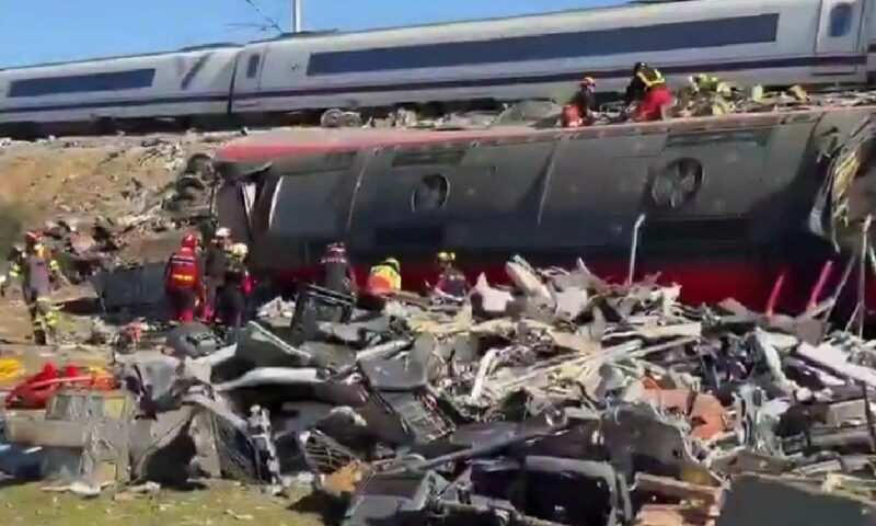 Un dispecer, audiat după tragedia feroviară din Spania. Ce suspiciuni au apărut în anchetă