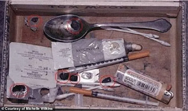 Trusa cu heroină a lui Kurt Cobain, a fost probă în dosar