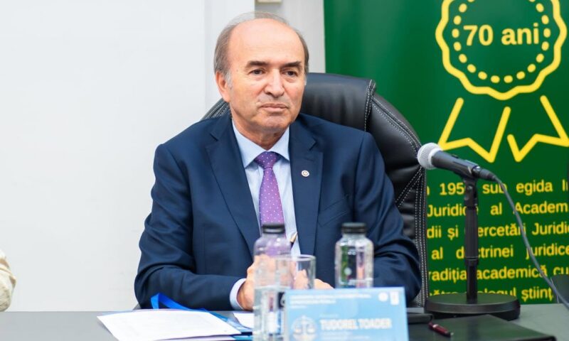 Fiul lui Tudorel Toader, reținut într-un dosar de hărțuire sexuală. Fostul ministru acuză un atac la adresa sa