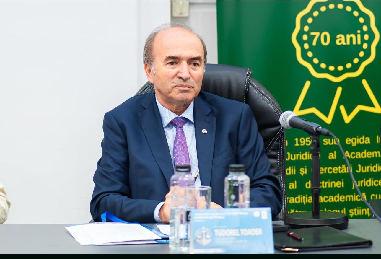 Fiul lui Tudorel Toader, reținut într-un dosar de hărțuire sexuală. Fostul ministru acuză un atac la adresa sa