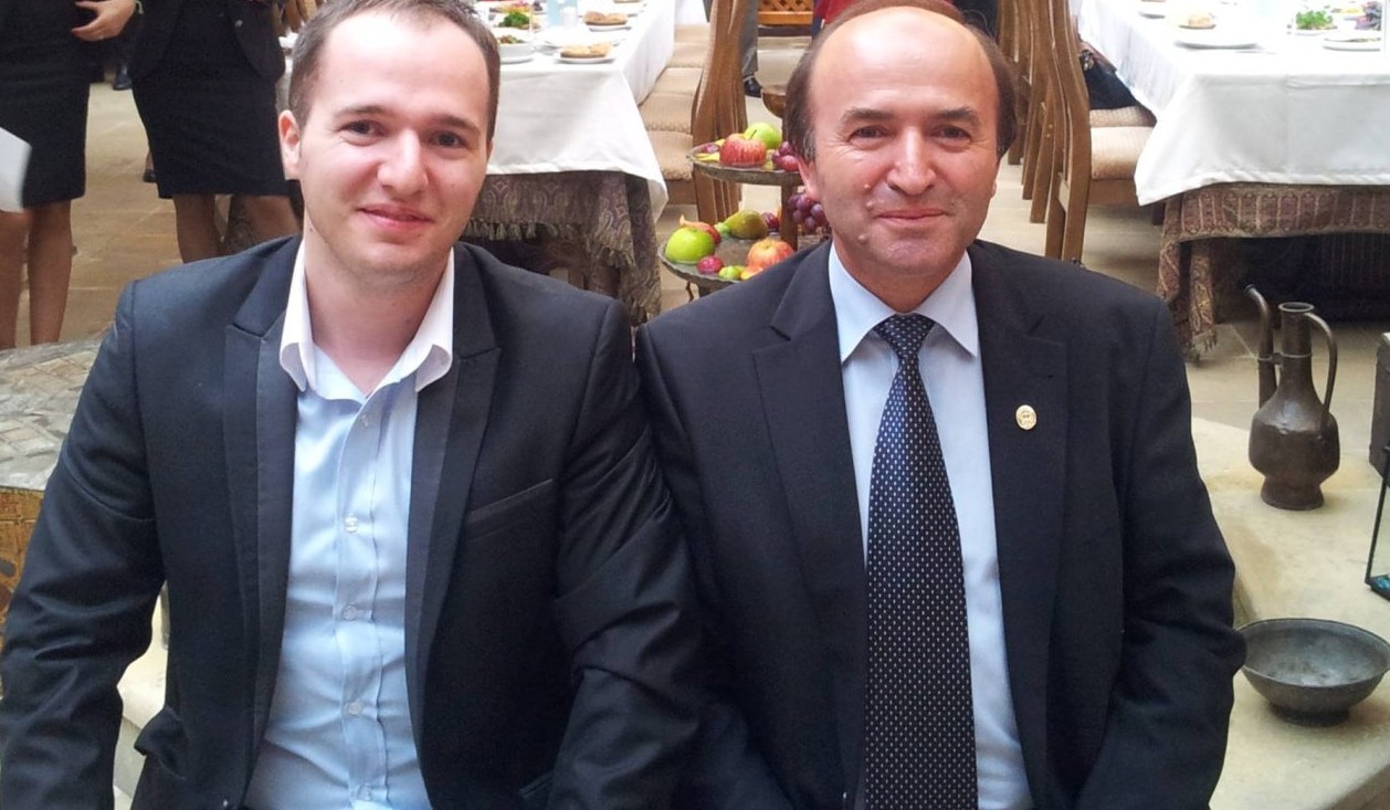 Fiul lui Tudorel Toader, Alexandru Toader, află astăzi dacă va fi arestat preventiv. Acuzații grave în dosar, așteptăm probele