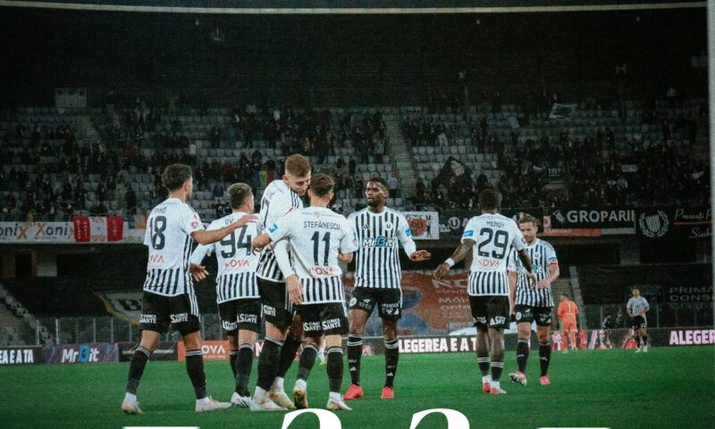 Punct împărțit între Universitatea Cluj și FC Argeș. Meci dramatic cu gol anulat, autogol și ratări uriașe în Superligă