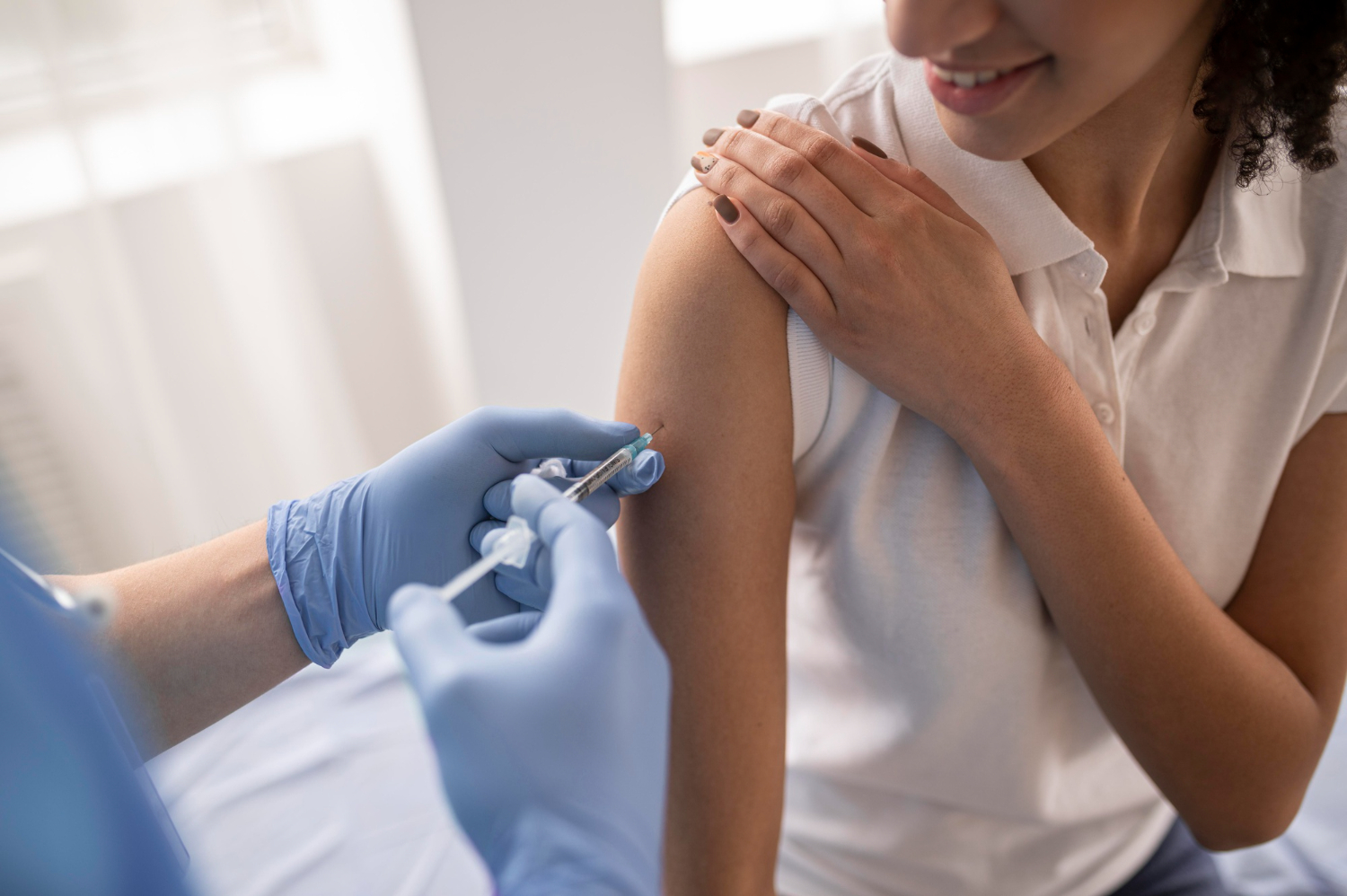 Vaccinarea ar putea deveni mai simplă în România. Regula pe care autoritățile vor să o elimine
