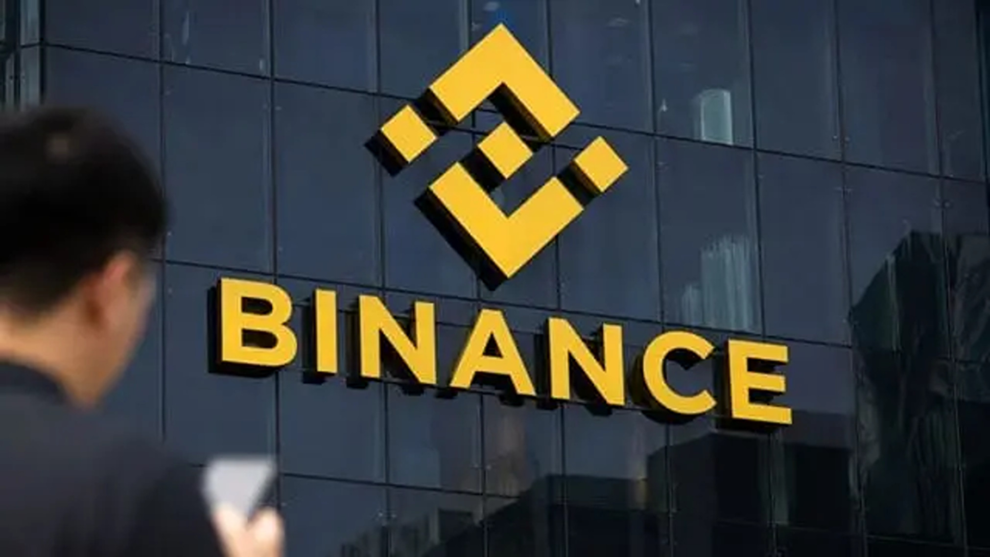 Atac de proporții la Binance: 6,3 miliarde de dolari în criptomonede, transferate în doar 20 de minute