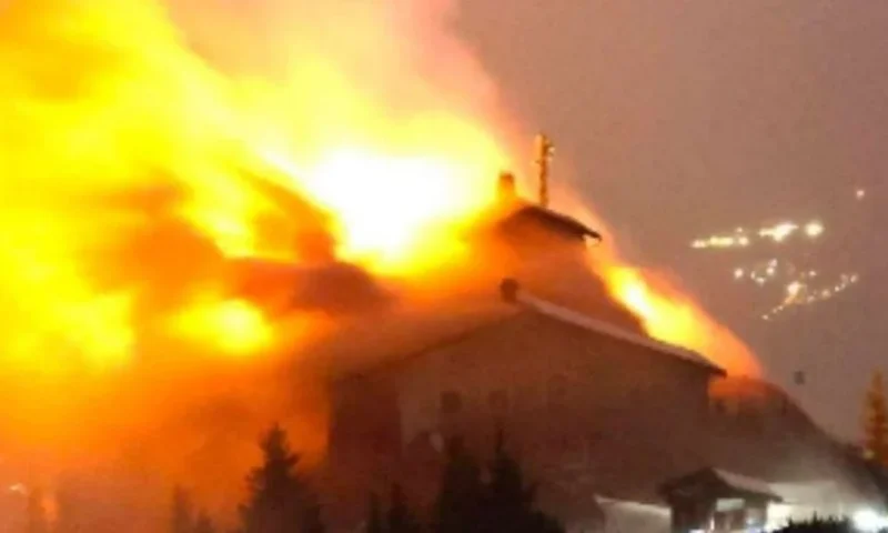 Incendiu violent la Cuibul Vulturului. Fosta reședință nazistă din Germania a fost cuprinsă de flăcări, un suspect a fost arestat