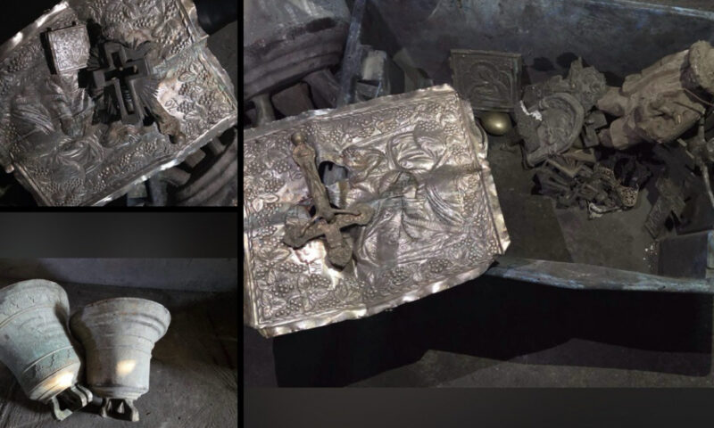 Șase tone de deșeuri, confiscate în Sintești. Printre obiectele descoperite se află două clopote masive, evaluate la peste 200.000 de lei