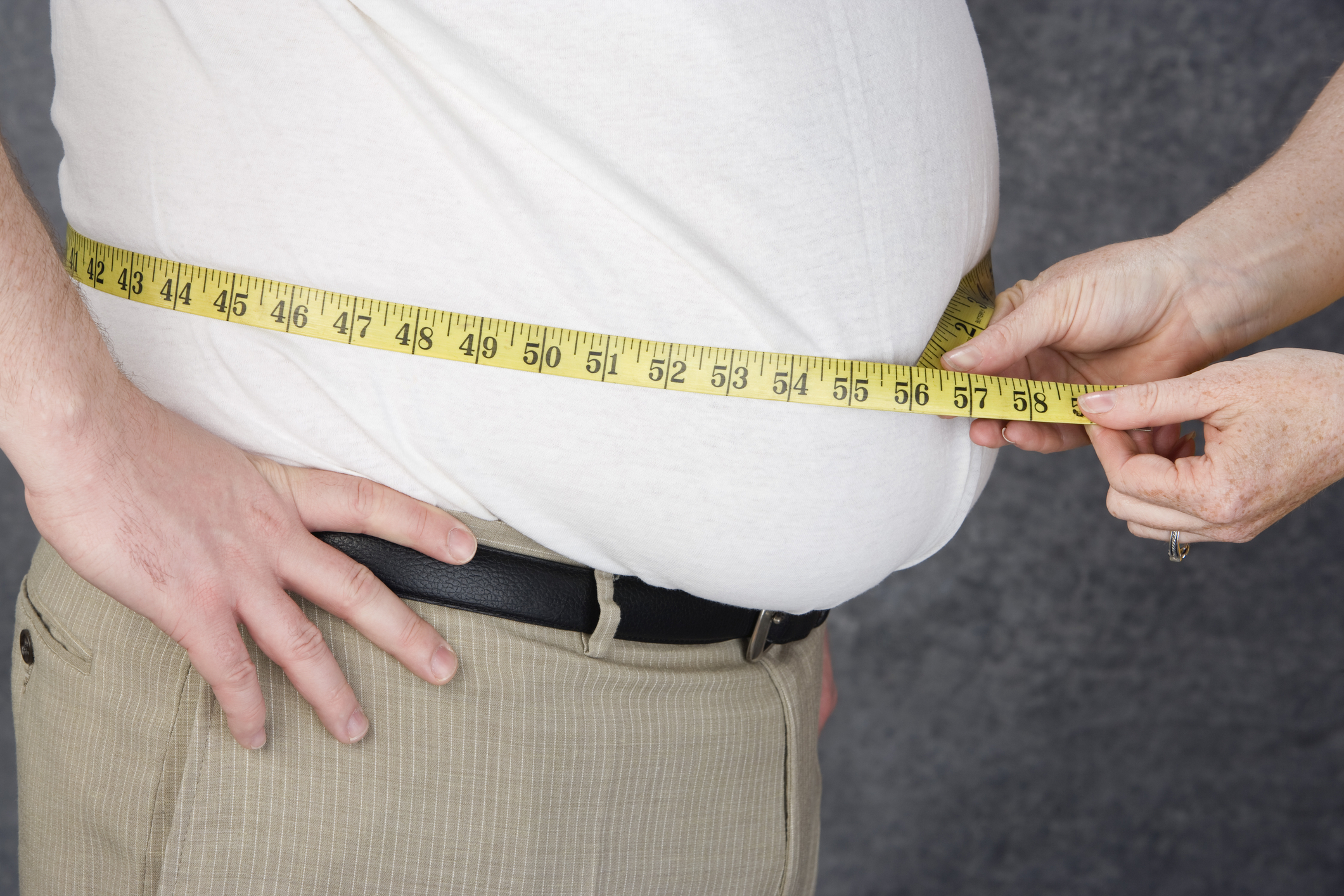 O injecție experimentală ar putea elimina grăsimea abdominală. Primele rezultate au apărut