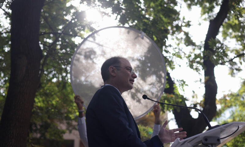Luca Niculescu nu exclude depunerea mandatului: „Voi lua această decizie când ne vom apropia de termen”