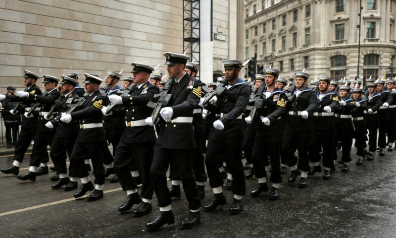 Militar din Marina Regală britanică, acuzat de spionaj