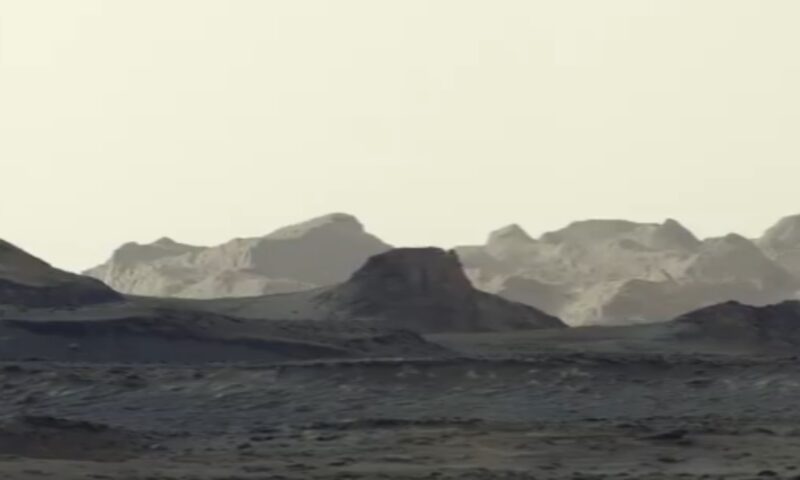 NASA publică o imagine spectaculoasă de pe Marte. Peisajul seamănă cu Arizona