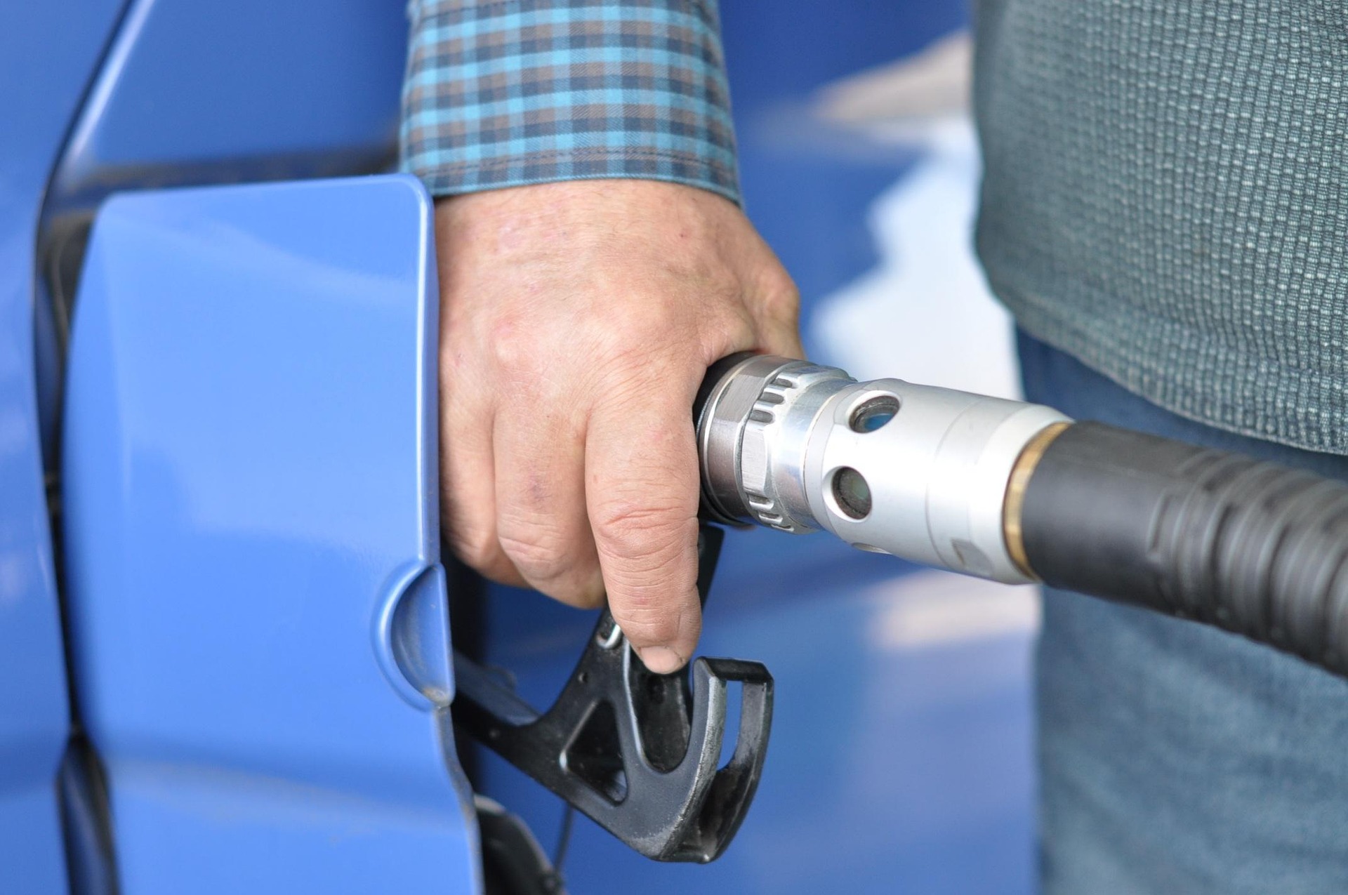Motorina va rămâne scumpă în 2027. Planul pregătit de Comisia Europeană