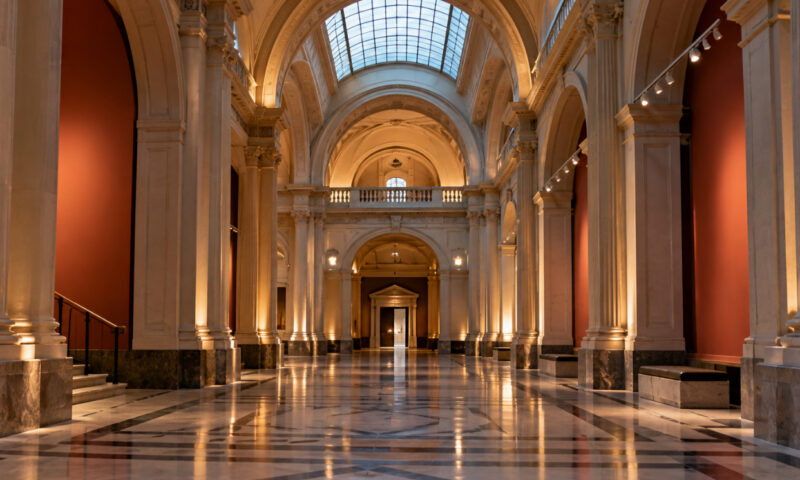Muzeele europene își retrag cele mai valoroase comori din expoziții, de teama furturilor. Vizitatorii vor vedea tot mai multe replici