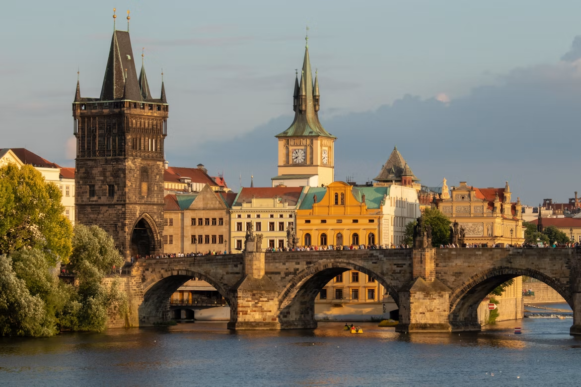 La Praga cu mașina - ghid practic pentru români înainte de un city-break