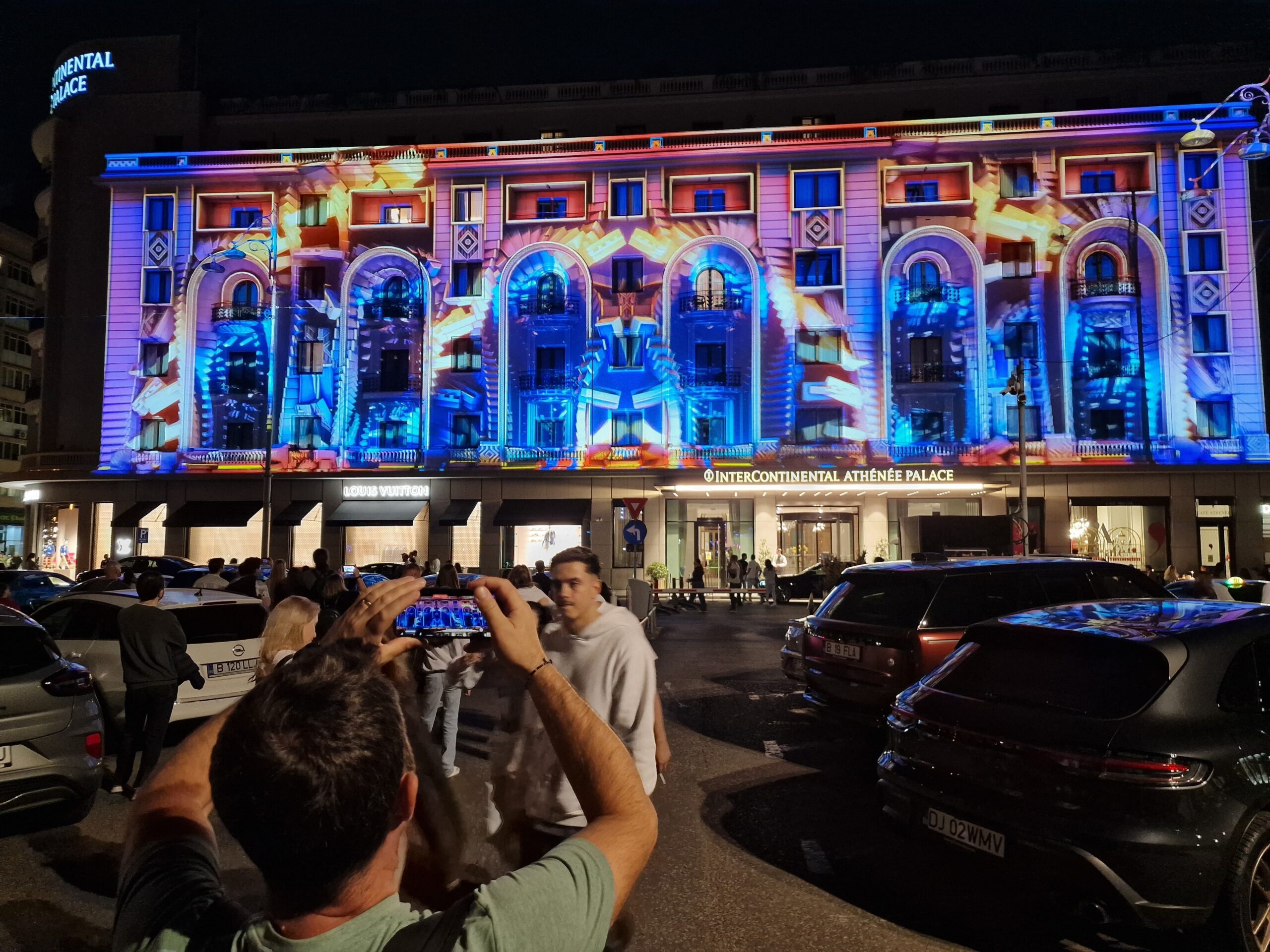 Calea Victoriei a strălucit în mii de culori. Spotlight 2026 a ajuns la final. Foto&video