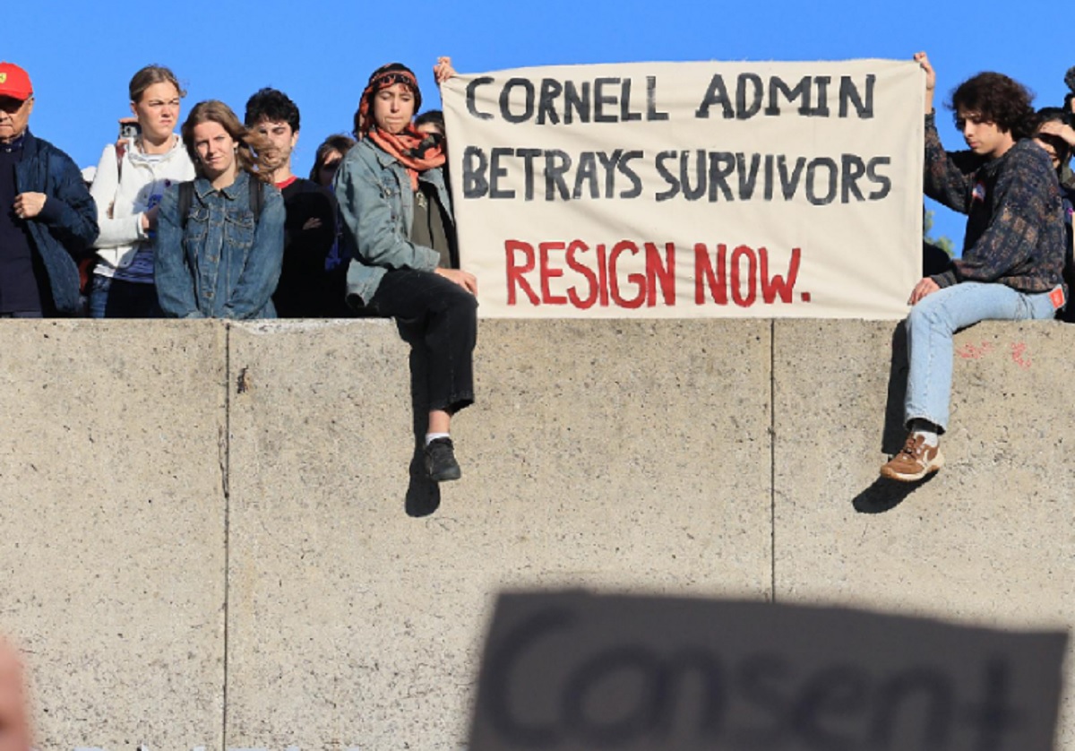 Peste 1.000 de protestatari au mărșăluit la Cornell, după scandalul de viol în grup